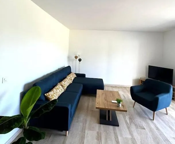 14475 Deux Pieces Dans Apartment *